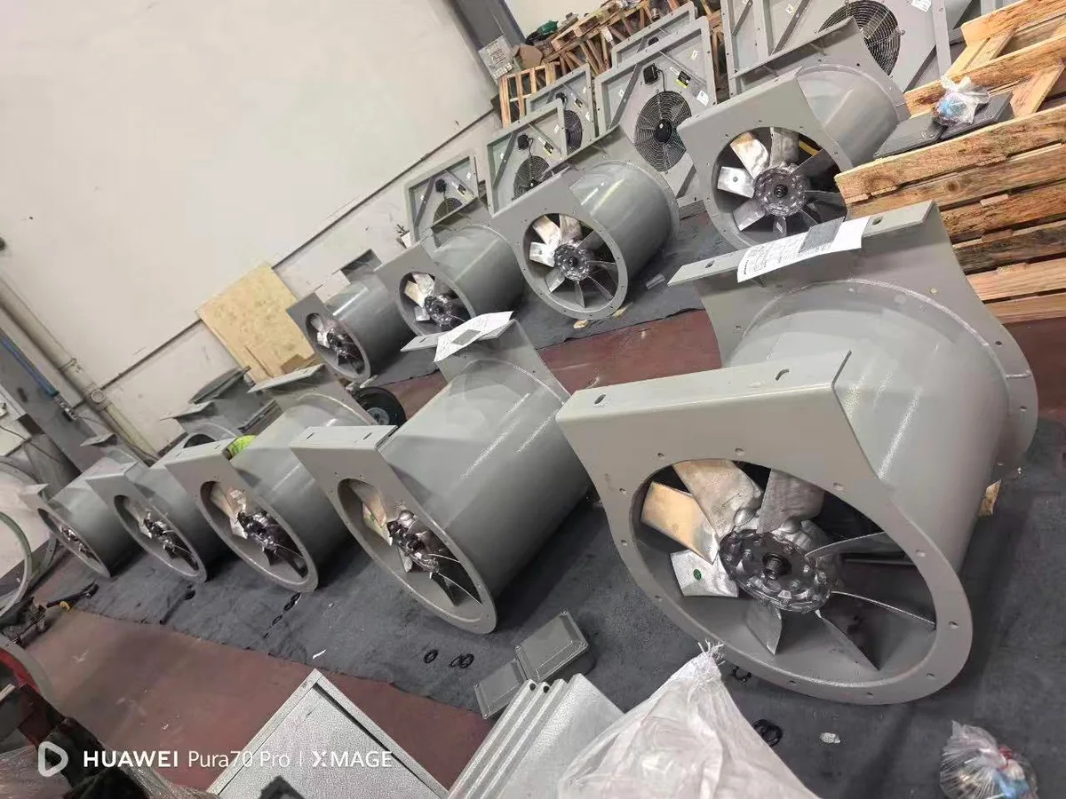 Ventiladores industriales durante la fabricación del proveedor